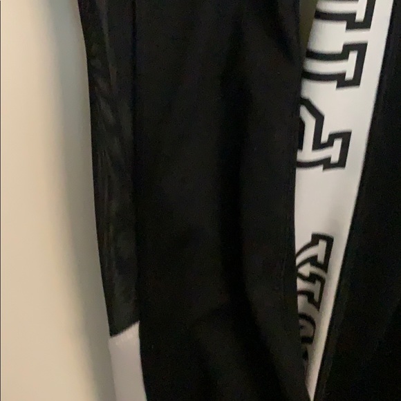 Victoria secret PINK ultimate leggings - Picture 3 of 4